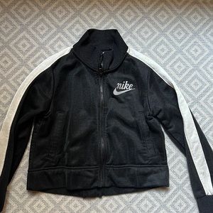 Nike cropped lightweight jacket size small child